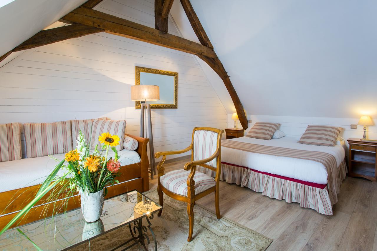 Logis Hotels Restaurant La Mere Hamard Semblançay Zewnętrze zdjęcie