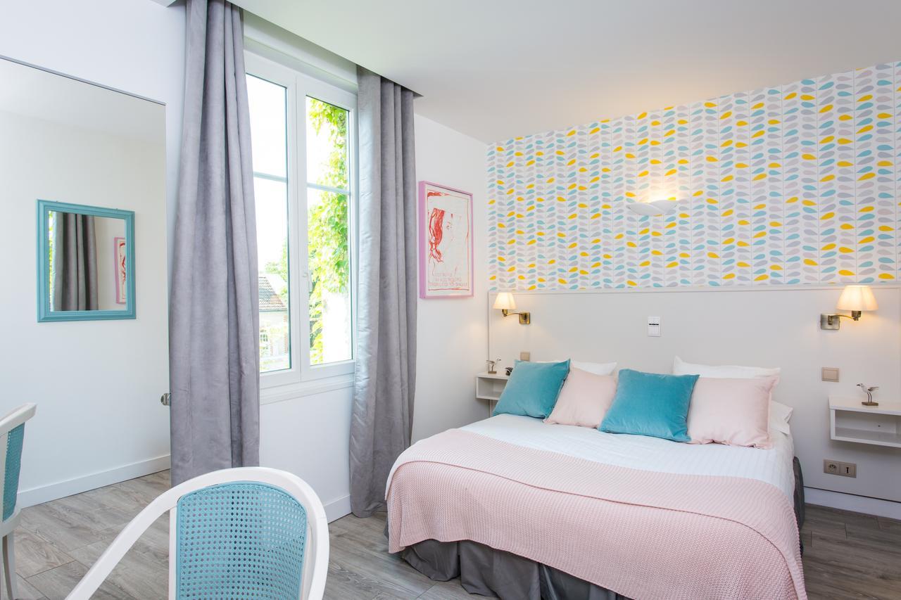 Logis Hotels Restaurant La Mere Hamard Semblançay Zewnętrze zdjęcie
